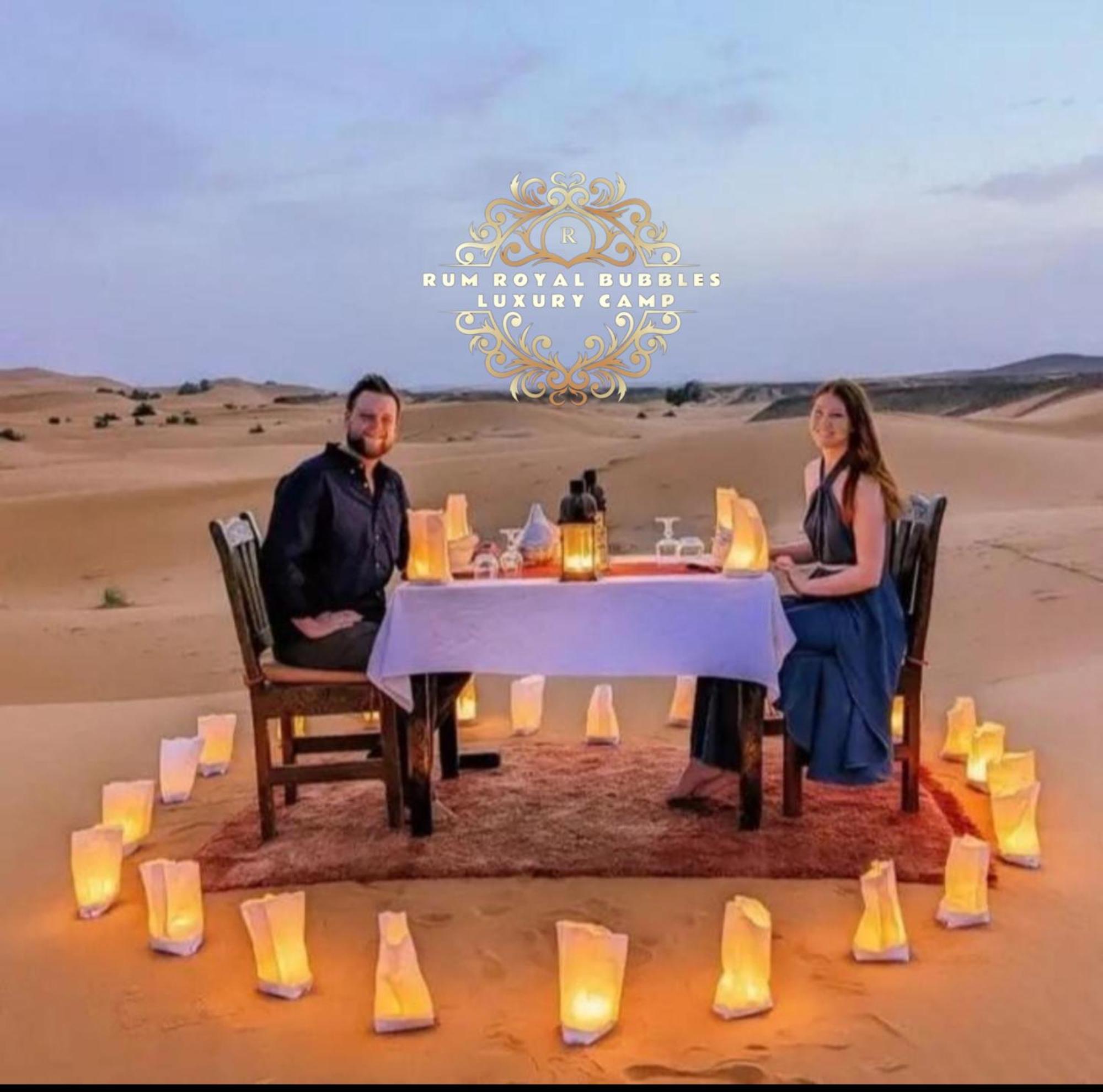 Appartement Rum Royal Bubbles Luxury Camp à Wadi Rum Extérieur photo
